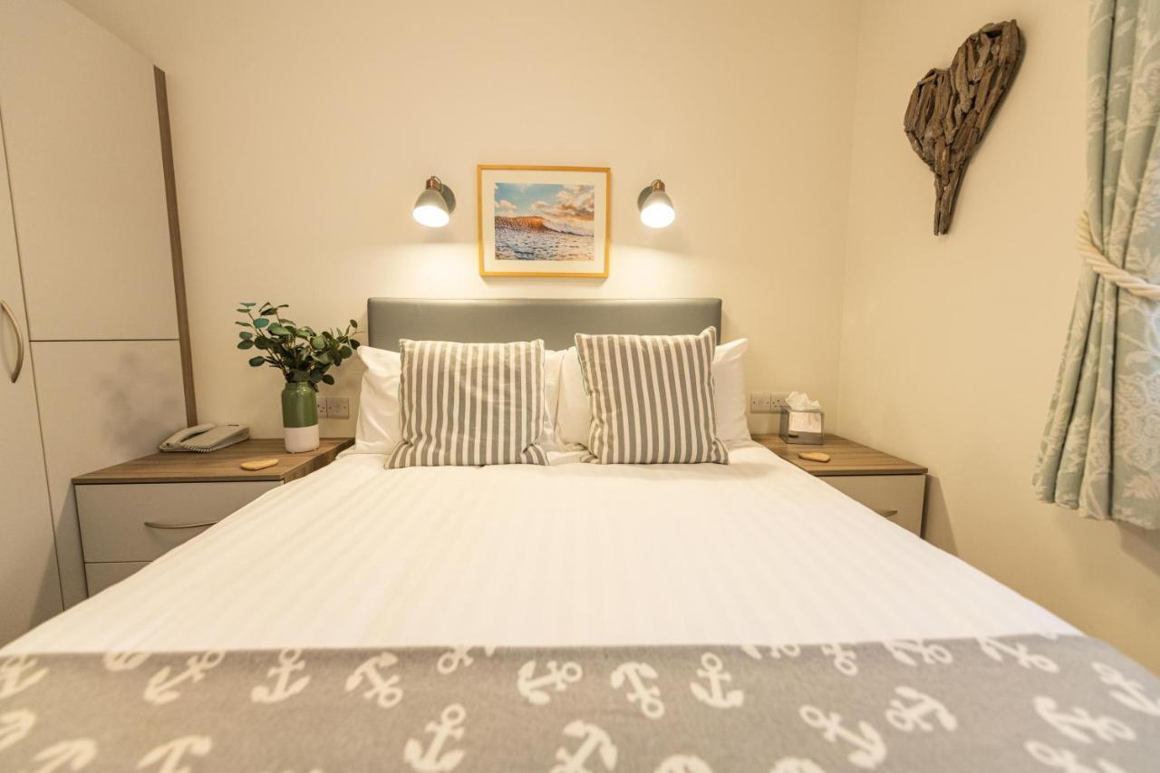 סידמות' The Kingswood Hotel מראה חיצוני תמונה